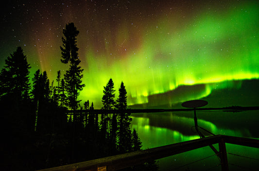 aurora borealis northern lights in nakina ontario brace lake outfitters destination northern ontario
